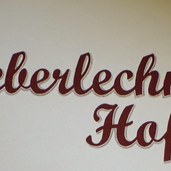 Schrift an Haus